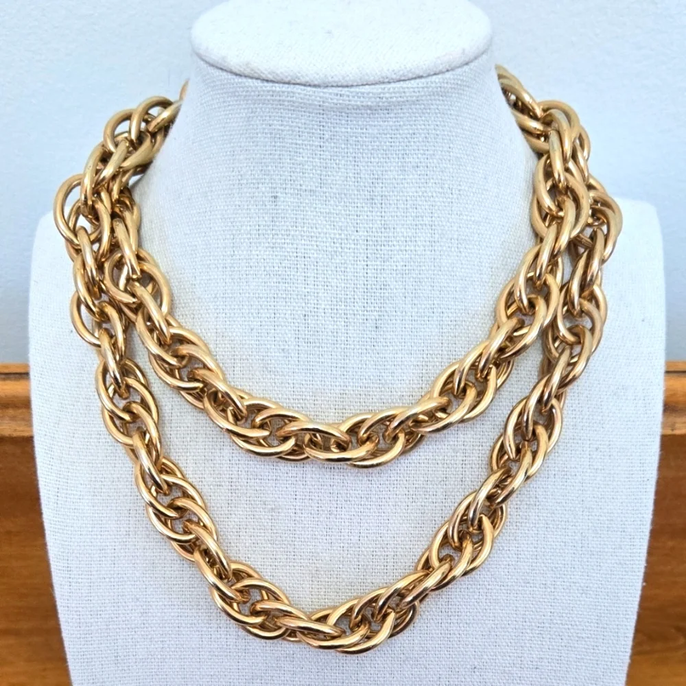 Heavy Solid Gold Tone Chain Link Necklace - Picture 1 of 5
